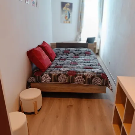 Chez Opportune Homestay Charleroi