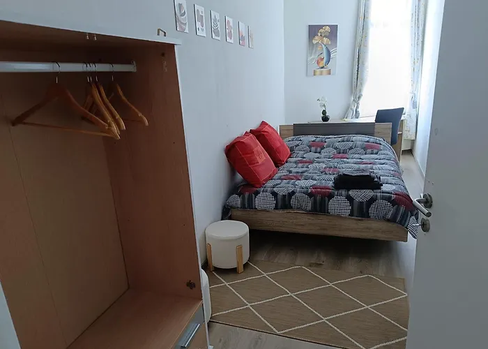 Chez Opportune Δωμάτια σε οικογενειακή κατοικία Σαρλρουά